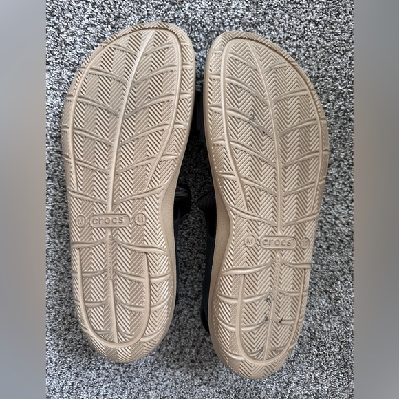 CROCS MEN'S SWIFTWATER EXPEDITION SANDAL, tan & brown SIZE 11 - Picture 7 of 8